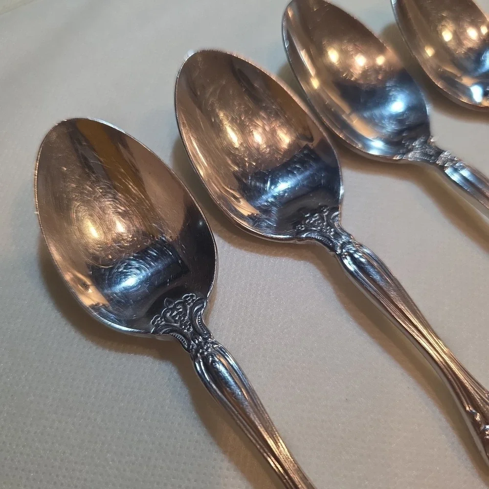 Vintage Oneida Michelangelo Stainless Steel Dessert Spoon Set Of 4